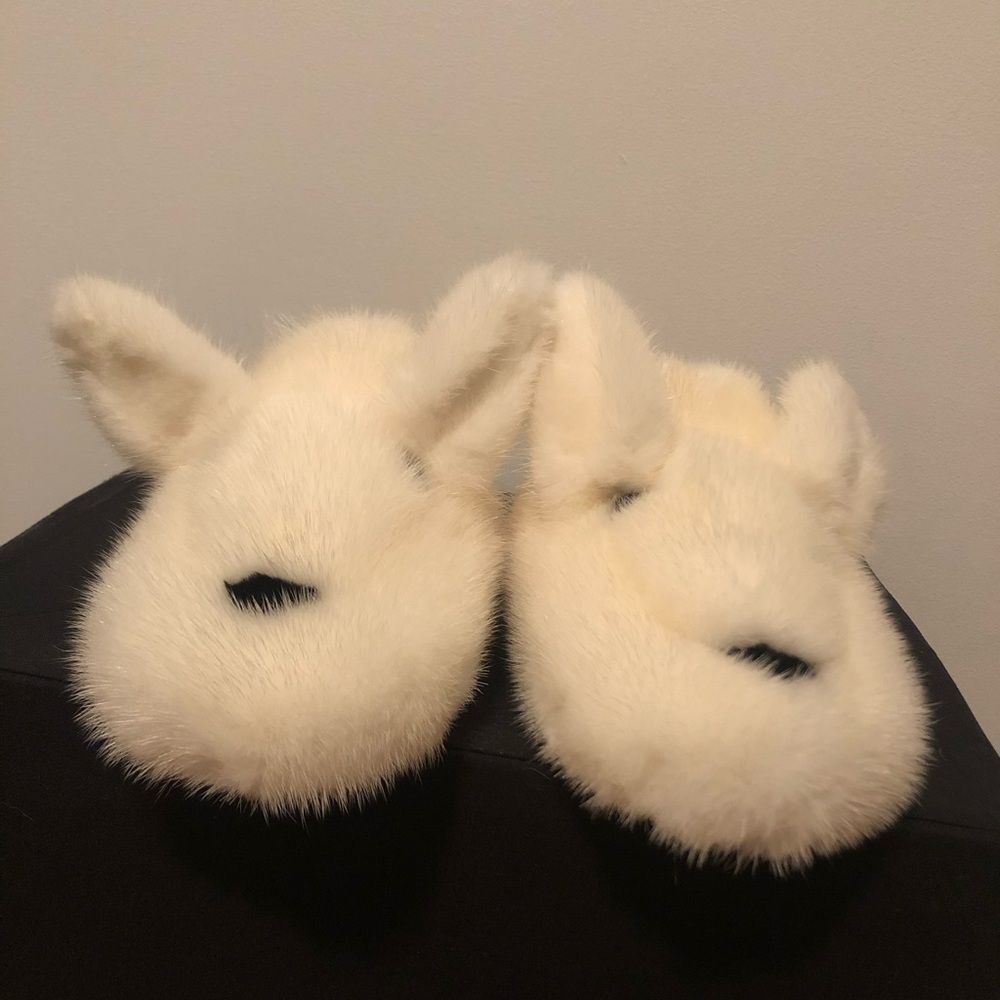 Joshua Sanders bunny 🐰 rabbit slippers